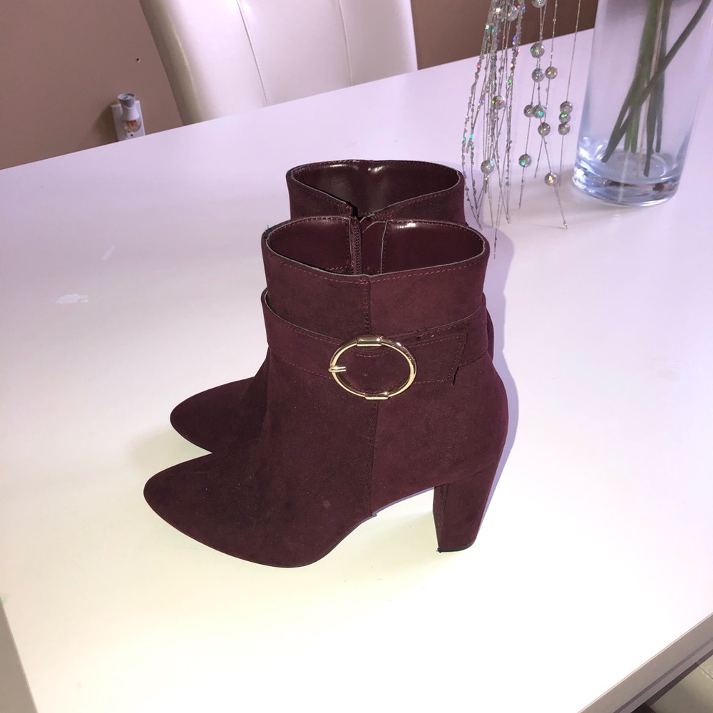 Jones New York Burgundy Ankle Boots